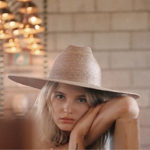 Lack of Color Western Wide Palma